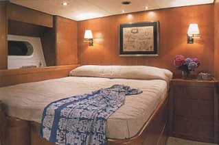 Luxury Charter Yacht Gitana - Guest Cabin 2